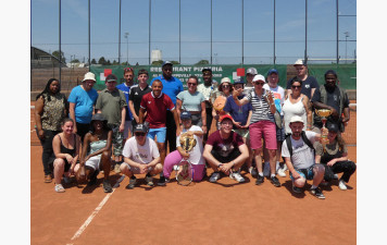On court ensemble sur le court 2026